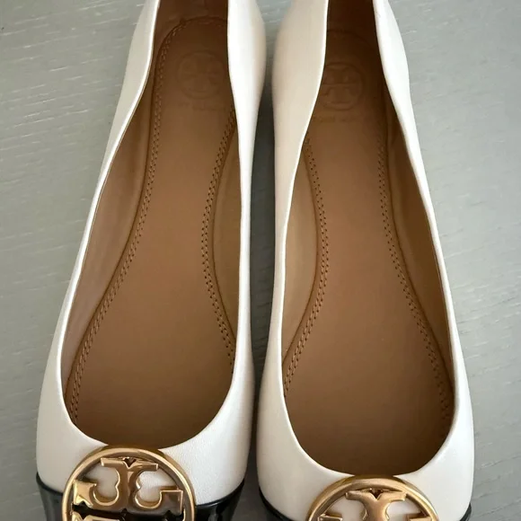 Tory Burch Chelsea Cap Toe Ballet Flats - Cream/Black - Picture 5 of 6